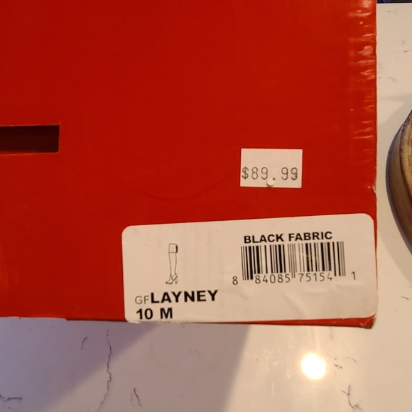 Guess Boots - Picture 2 of 3